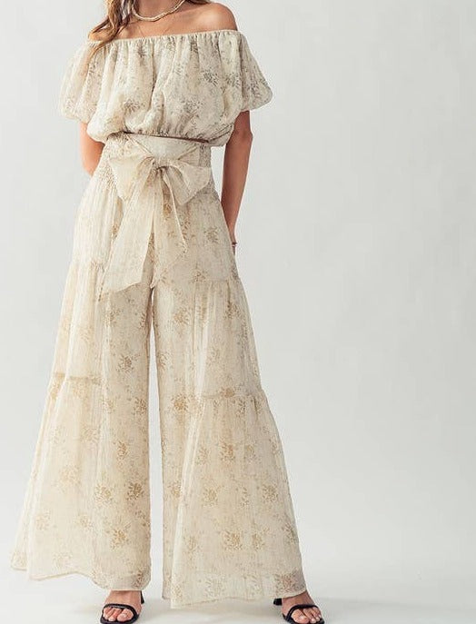 Vera Floral Cream Set