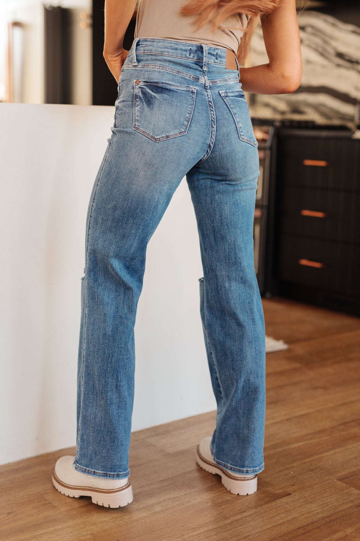 Judy Blue: Bree High Rise Control Top Distressed Straight Jeans